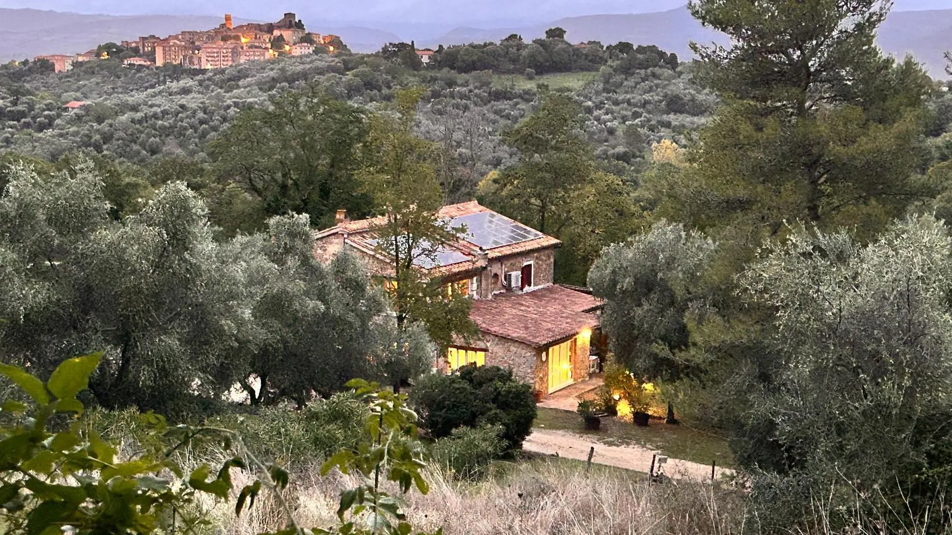 La Grande Via, Ospitalita In Maremma Hotel Montemerano