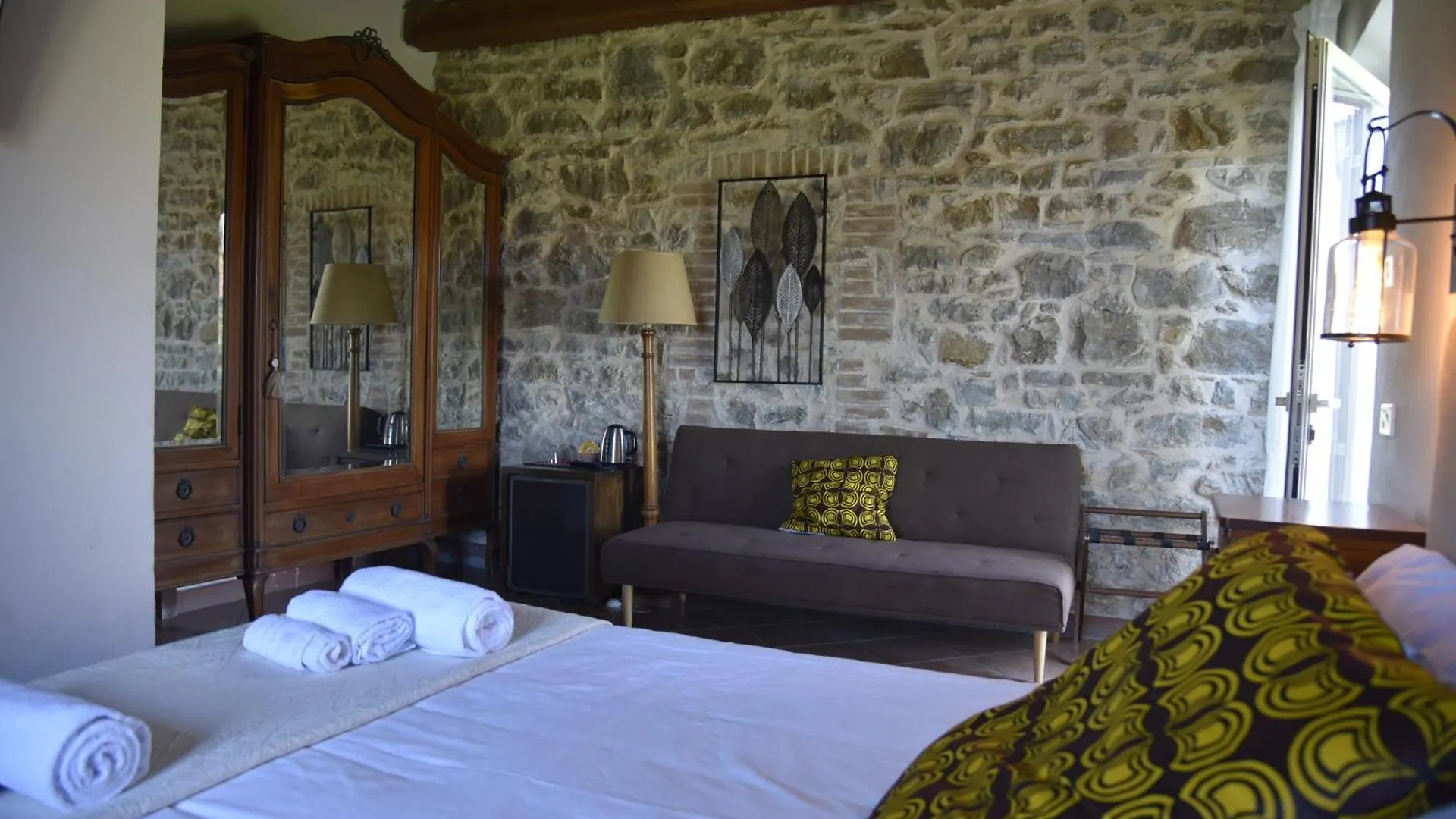 La Grande Via, Ospitalita In Maremma Hotel Montemerano