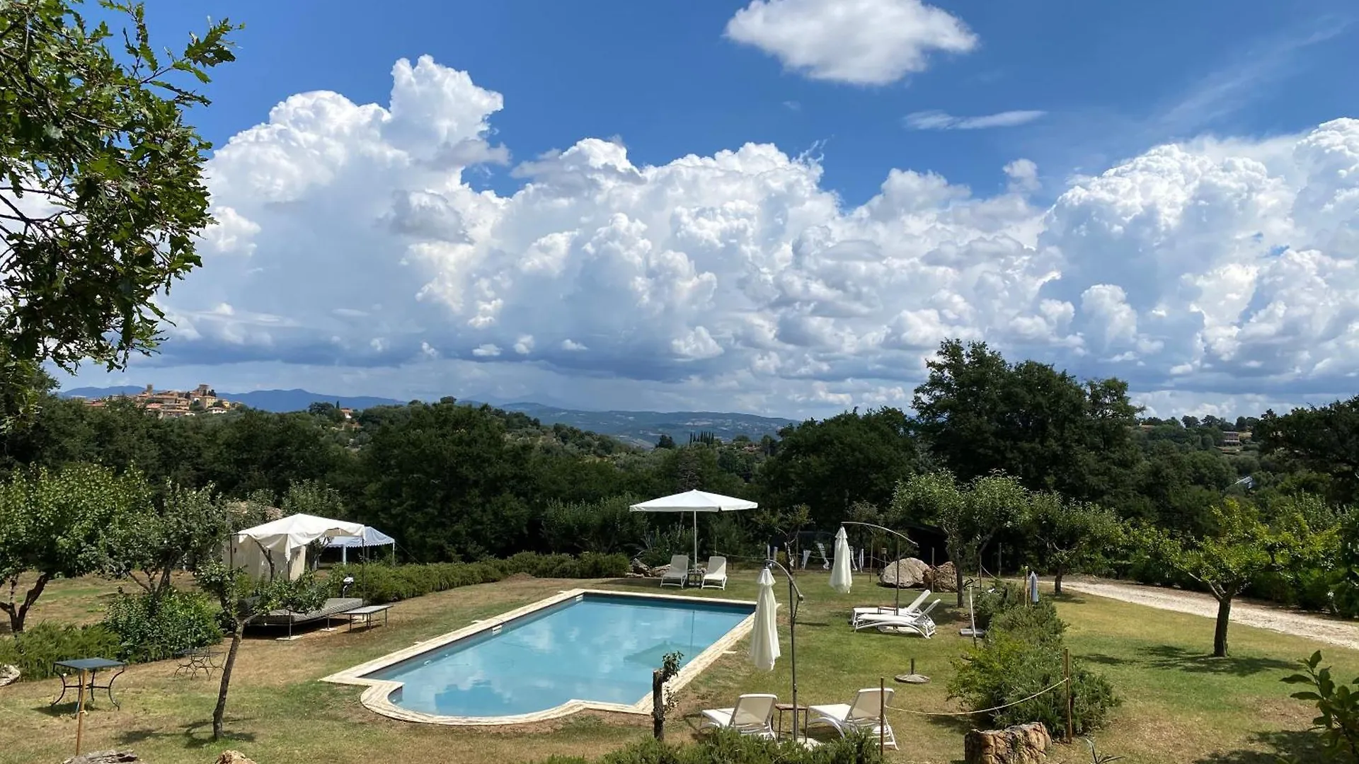 La Grande Via, Ospitalita In Maremma Hotel Montemerano