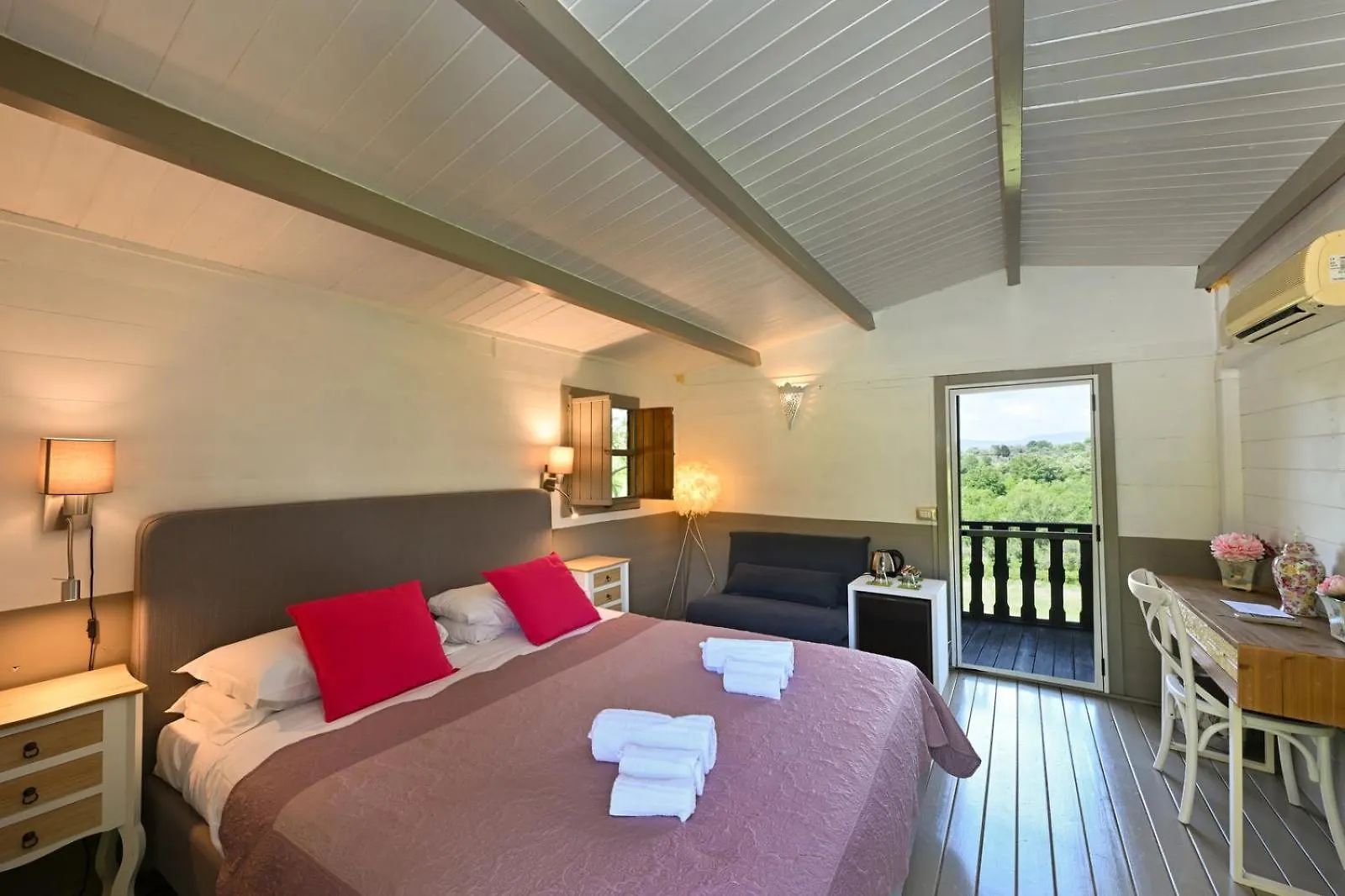 Hotel La Grande Via, Ospitalita In Maremma Montemerano